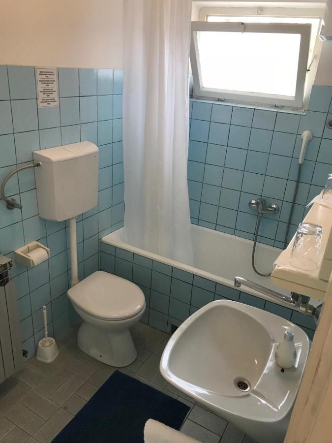 Apartment & Rooms Riva ヴォディツェ エクステリア 写真