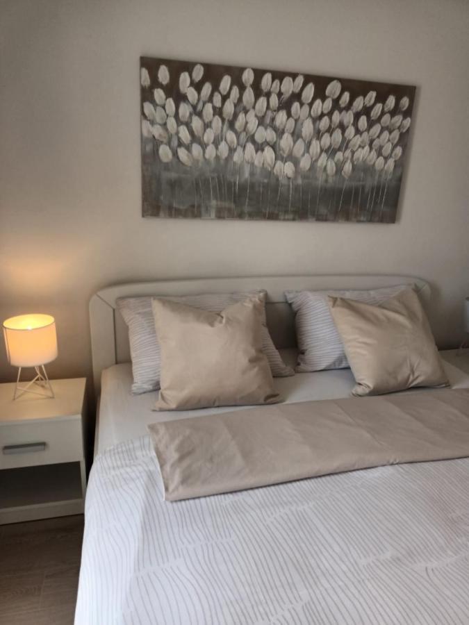 Apartment & Rooms Riva ヴォディツェ エクステリア 写真