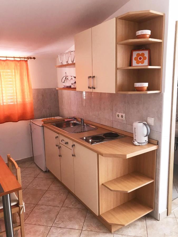 Apartment & Rooms Riva ヴォディツェ エクステリア 写真