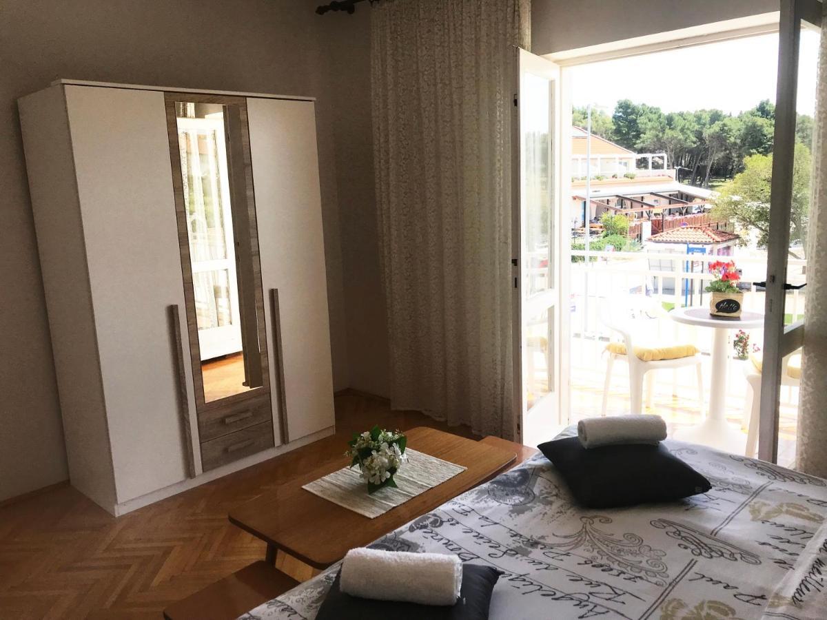 Apartment & Rooms Riva ヴォディツェ エクステリア 写真